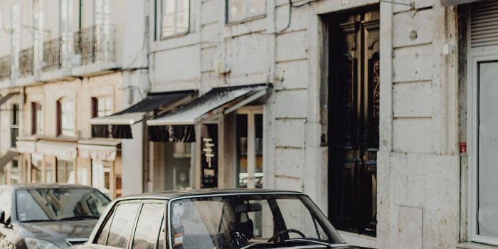 910x1365 Old Mercedes-Benz Wallpapers