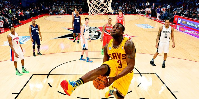 2048x1280 43+] Cool Basketball Player Wallpapers on WallpaperSafari
