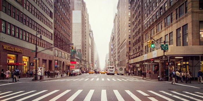 2048x1186 City Street Wallpaper Hd - City Street Backgrounds Day (#148386