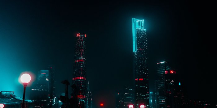 5860x3907 Night City 4K wallpaper