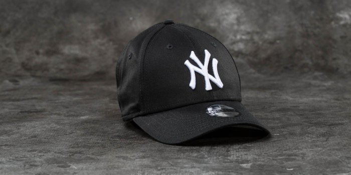1920x1080 New York Yankees Caps Wallpapers