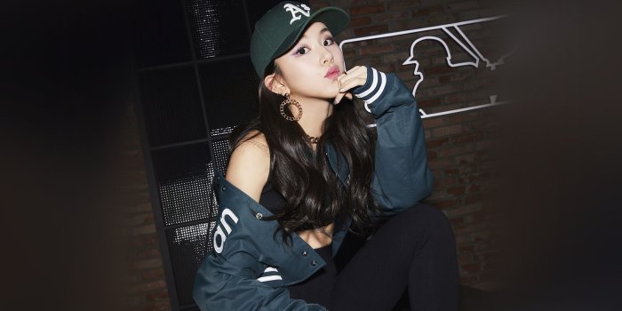 2732x2732 hq25-twice-girl-kpop-cute-mlb-wallpaper