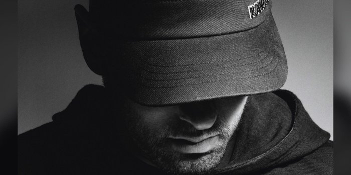 2048x1536 Eminem's No. 1 'Kamikaze' Moves Him Into Second Place and Makes