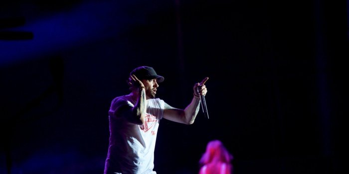 1600x1200 Eminem's Surprise New Album: Rapper Takes Aim at Drake, Lil Yachty