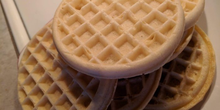 1600x1200 Hand-Held Quiche