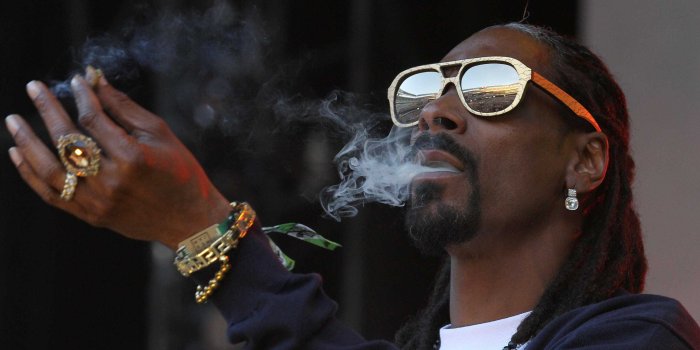 2666x1999 Snoop Dogg just invested in an Uber-for-weed startup, Eaze