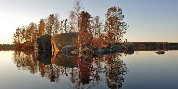 1920x1080 Stone island on the lake Desktop wallpapers 1920x1080