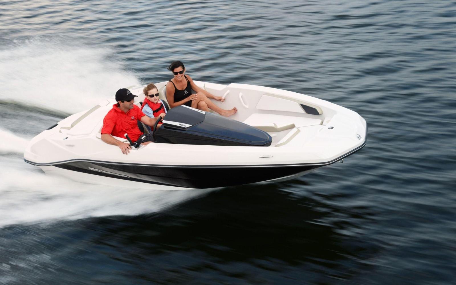 1920x1200 Speed Boat Wallpapers