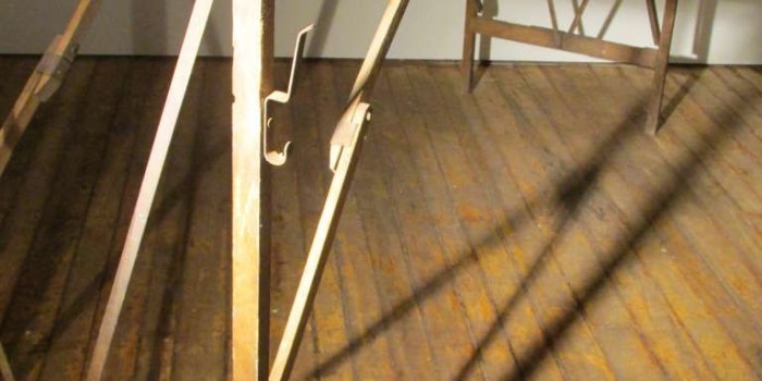 768x1024 Free download Antique Wallpaper Hangers Work Table at 1stdibs