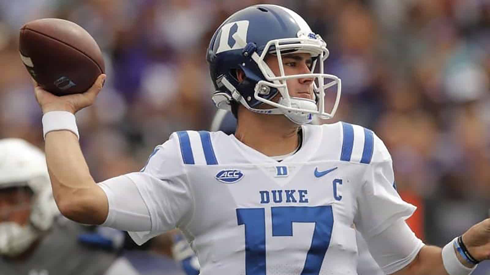 1600x900 New York Giants news: Daniel Jones-Peyton Manning comparisons emerge