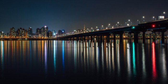 1332x850 Wallpaper Reflection, Bridge, Night, The city, Building, City