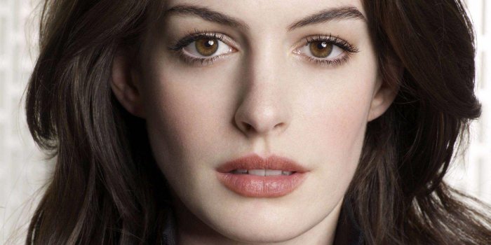 1920x1440 Anne Hathaway Wallpapers