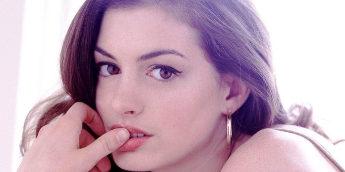 1617x1303 Anne Hathaway Wallpapers