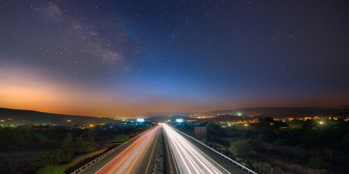 2880x1800 Night Highway Wallpaper #6994299