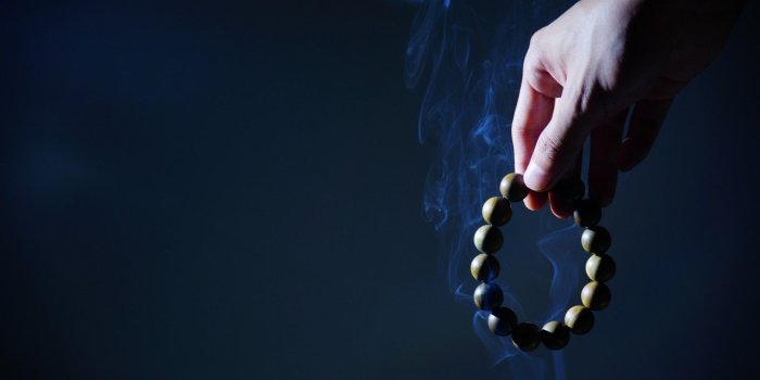 1366x768 Download 1366x768 Rosary, Smoke, Hand Wallpapers for Laptop