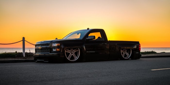 2048x1367 Dropped Truck Wallpaper (53+ images)