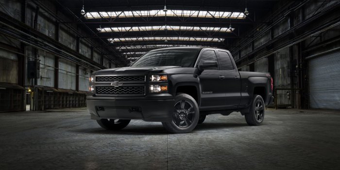 1920x1080 Chevy Silverado Logo Wallpaper