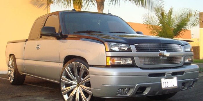 1024x768 TIS04SILVERADO 2004 Chevrolet Silverado 1500 Regular Cab Specs