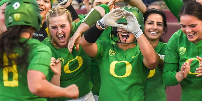 1400x1400 ASU Softball: No. 3 Oregon powers past No. 7 Arizona State behind