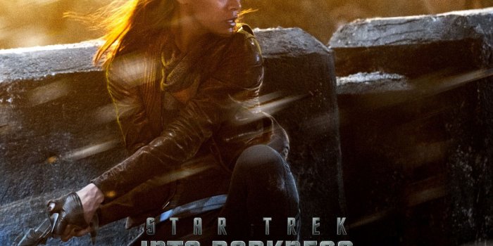 1280x1024 Zoe Saldana In Star Trek Into Darkness Wallpaper – Background
