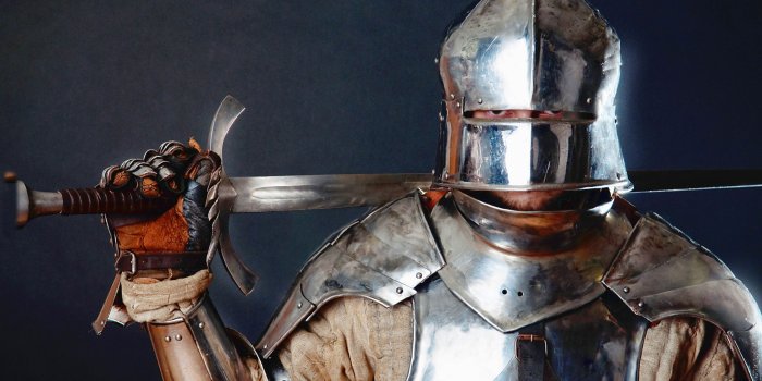 3840x2160 3840x2160 knight, armor, sword 4K Wallpaper, HD Man 4K Wallpapers