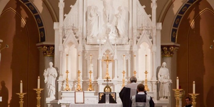 1067x1600 MY EXPERIENCE WITH THE EF MASS IS THAT YOUNGER PEOPLE ARE DRAWN TO