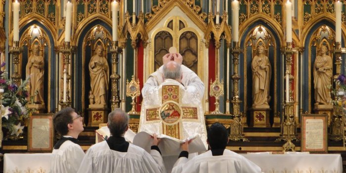 1600x1200 New Liturgical Movement: Continuity and Discontinuity in Liturgy