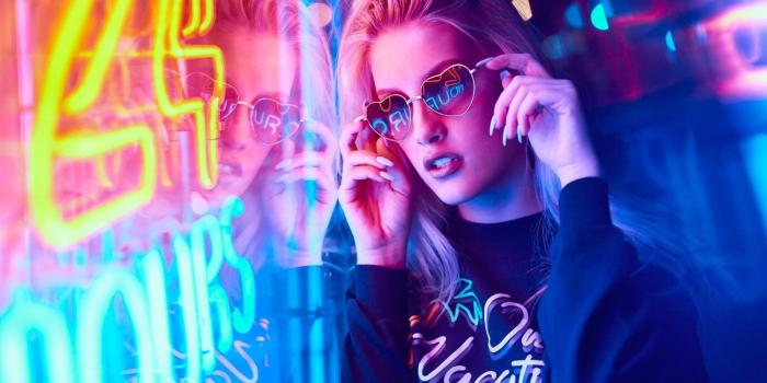 1332x850 Wallpaper Mark Tiu, glasses, girl, night, lights, makeup
