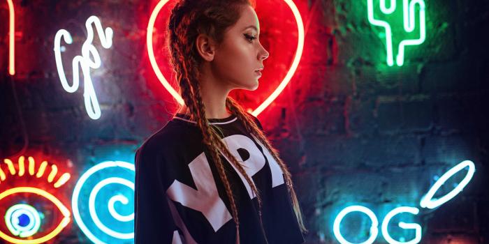 3840x2400 Neon Wall Behind Girl HD Wallpaper (3840x2400)