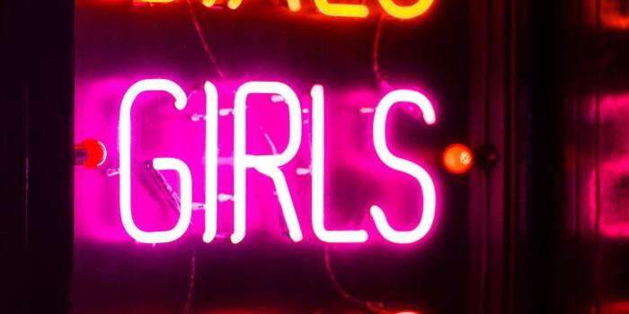 1350x2400 Neon Lights iPhone Wallpaper (76+ images)