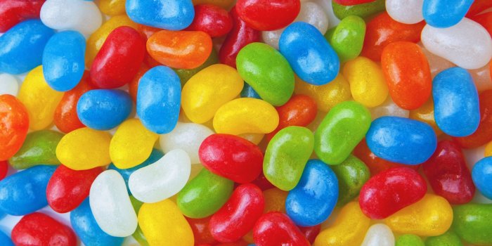 2880x1800 Wallpaper Colorful candy, pills, sweet food 2880x1800 HD Picture