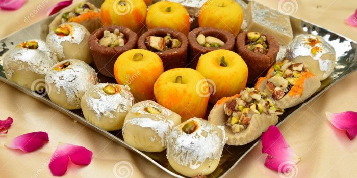 1300x950 Indian Sweets - Mithai Stock Image - Image: 35015831 | Indian