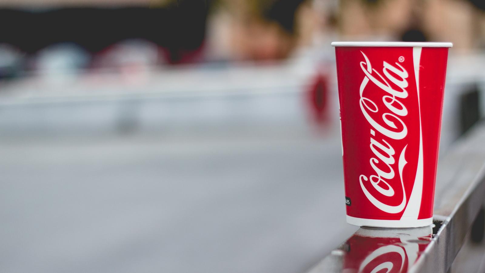 3840x2160 Wallpaper Of A Coca-Cola Cup | PaperPull