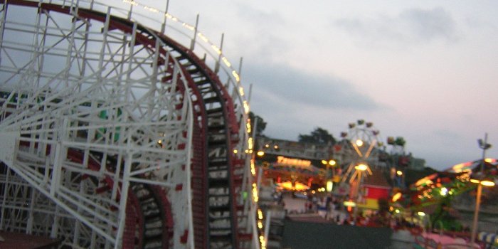 1600x1200 File:SantaCruz BeachBoardwalk GiantDipperFirstOutDSCN9409.JPG