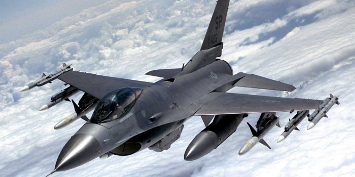 1440x900 Fighter Jet wallpaper | 1440x900 | #71879