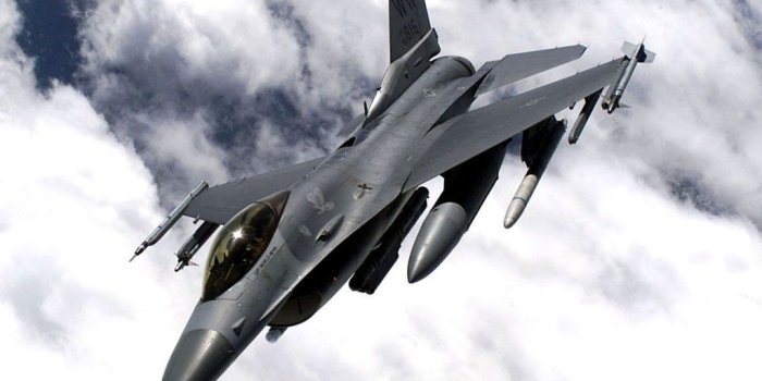 1024x768 F-16 Fighter Jet Wallpaper | Beautiful Cool Wallpapers