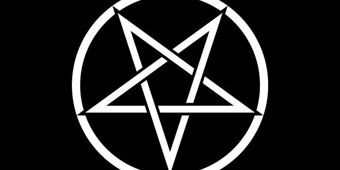 1920x1424 Round black and white logo, Satanism, pentagram HD wallpaper