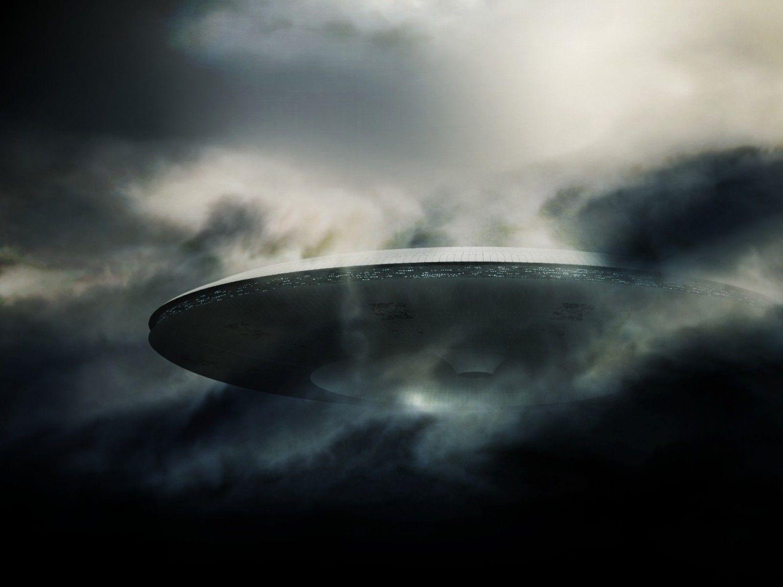 1600x1200 UFO Alien Wallpapers