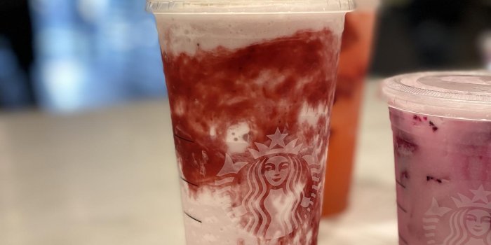 1536x2048 I want this Strawberry frap as my wallpaper : starbucks