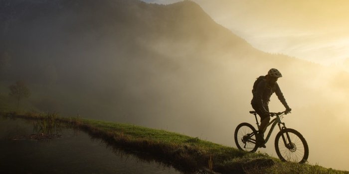 1332x850 Wallpaper fog, morning, cyclist, mountains images for desktop