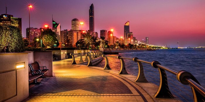 1332x850 Wallpaper Emirates, lighting, the city, the evening, water, Abu