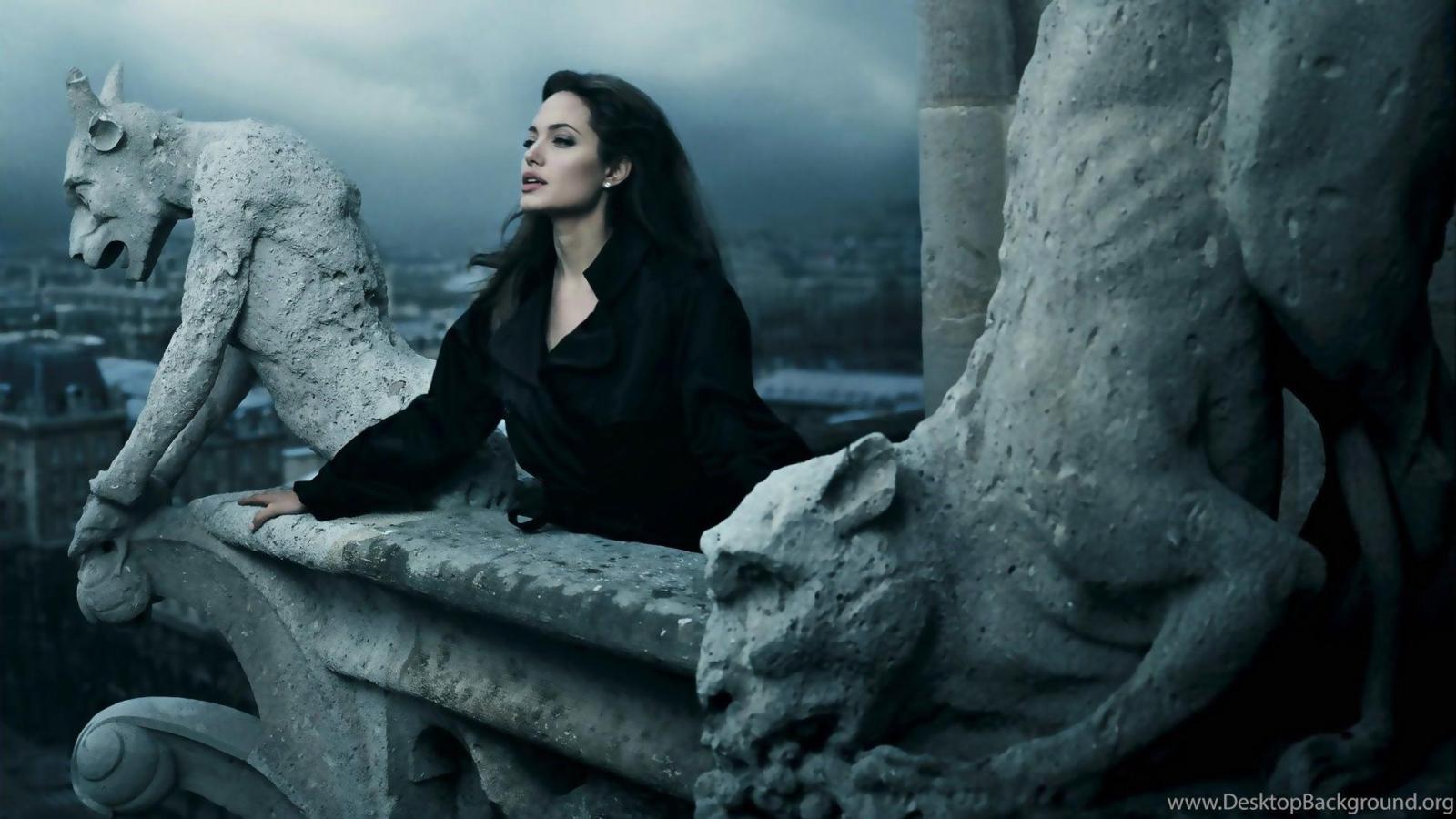 1920x1080 Wallpaper angelina Jolie on terrace wallpapers tomb raider hd wall