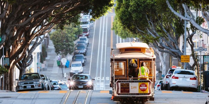 1600x1200 Matteo Colombo Travel Photography | Cable car on the hills of San