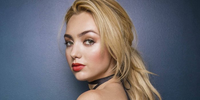 2880x1800 Peyton List American Actress 4K Wallpapers | HD Wallpapers