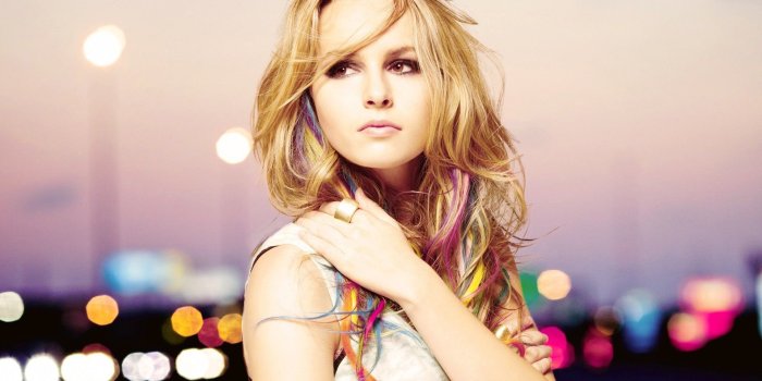 1920x1200 American Actress Bridgit Mend Background Images Wide HD Desktop