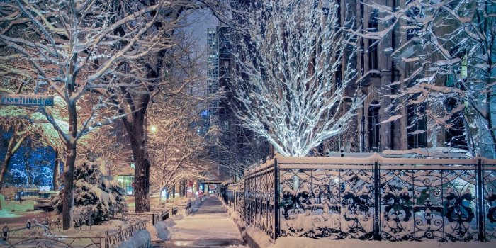 1332x850 Wallpaper Chicago posted by John Walker