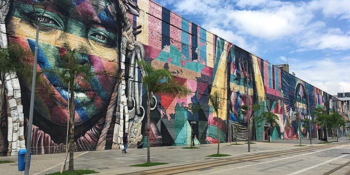 1024x768 Mural das Etnias - The biggest Graffiti of the World in Rio de