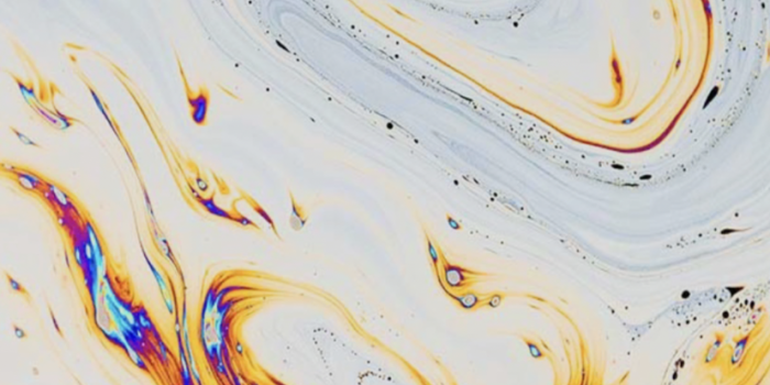 828x1792 Is this an optical illusion? Weird wallpaper/overlay relationship