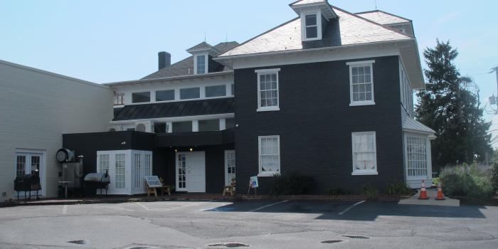 2048x1536 4-6 Keystone Ct, Leola, PA, 17540 - Retail Space For Lease