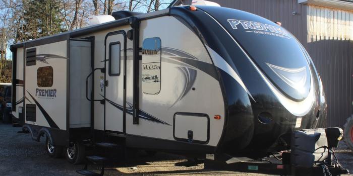 1600x1067 2016 Keystone Bullet Premier Ultra Light 26RBPR - Pittsburgh, PA